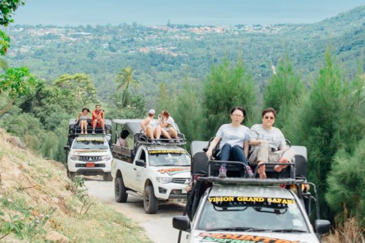 Jeep safari