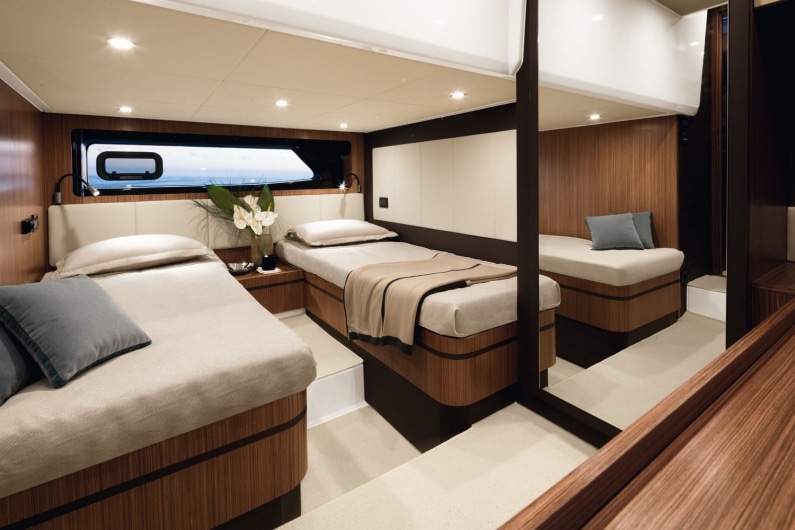 Круизы на яхте Azimut — Atlantis 43, остров Самуи, Таиланд
