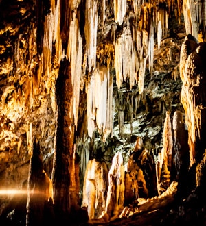 Пещеры Канома