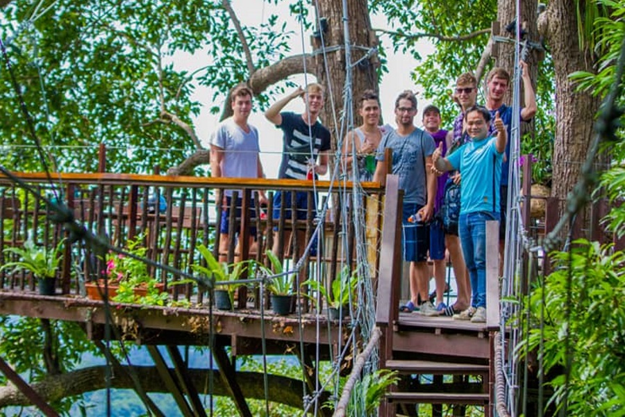 Канатная дорога и кафе на дереве «Tree bridge», остров Самуи, Таиланд